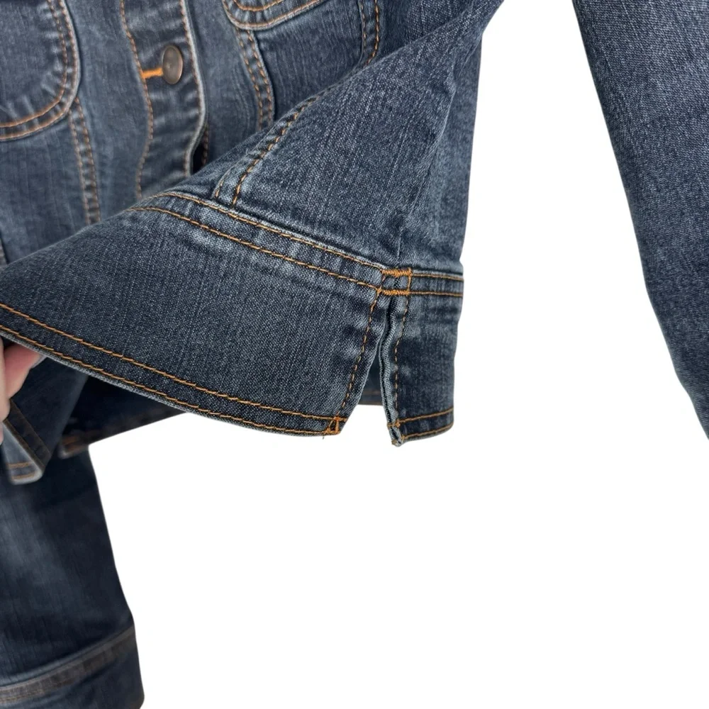 FUBU Blue Denim Snap Front 2 Chest Pockets Cropped Jean Jacket Women's Small‎